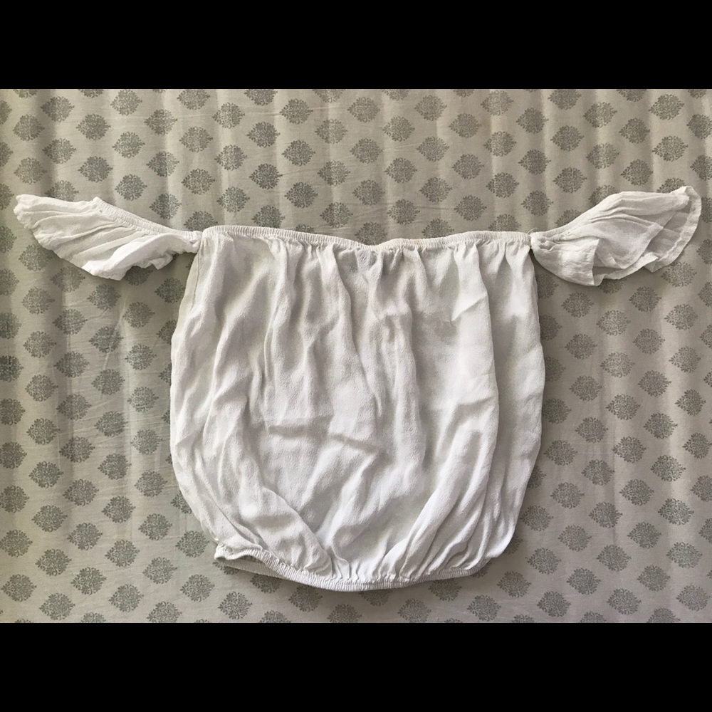 Brandy Melville White off the shoulder blouse